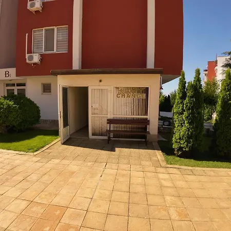 William's - Second Cozy