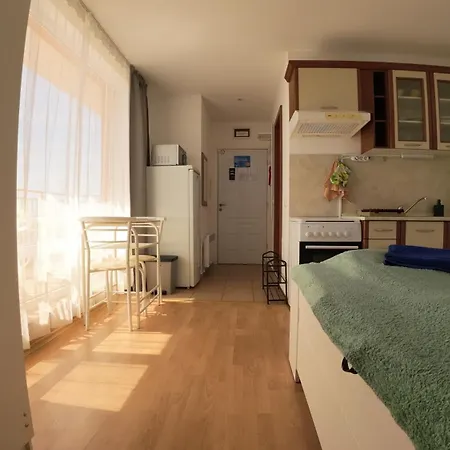 William's - Second Cozy