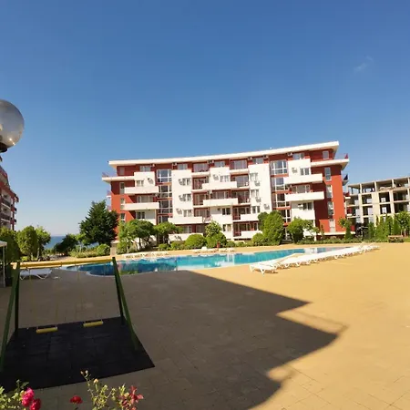 Daire William's - Second Cozy *